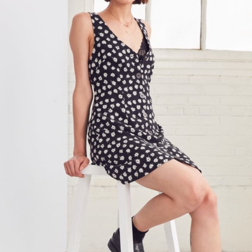 Floral Black Mini